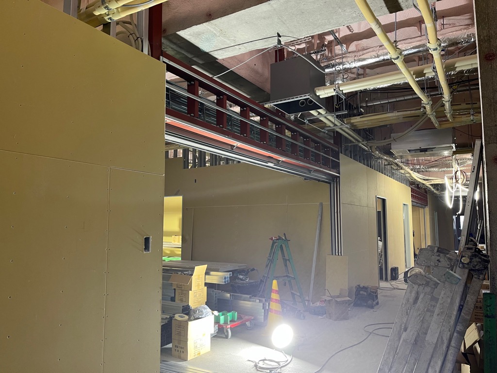 2階エレベーターホール